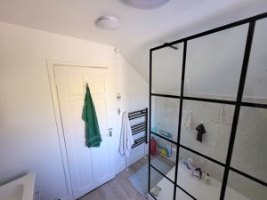 Photo 19- click for photo gallery